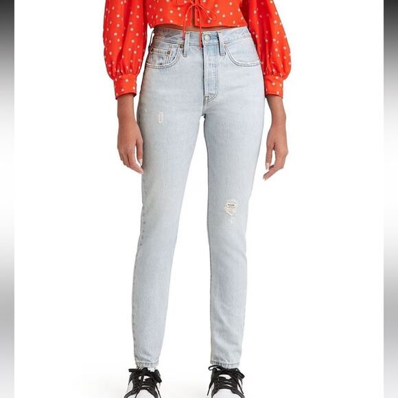 NEW Levi’s 501 Skinny Jeans High Rise Light Wash Distressed Cotton Womens 32/28L - Picture 3 of 5